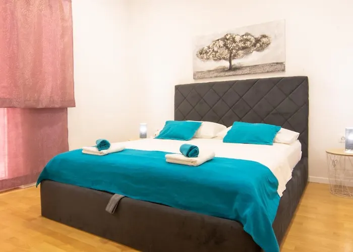 Cvita Free Parking *