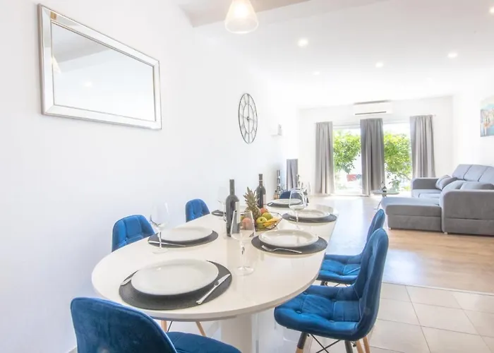 Cvita Free Parking Apartment