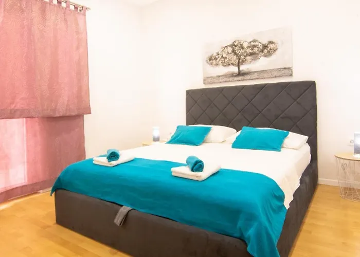 Cvita Free Parking Apartament Makarska